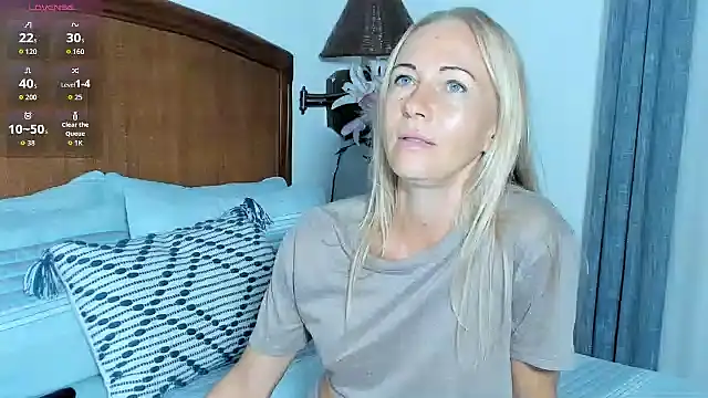Snapshot of Christine_35 chatting on June 8, 2026, 10:49 am Christine 35 online show from June 8, 2026, 10:49 am