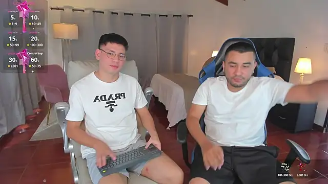 Snapshot of Nick_Moca chatting on March 31, 2026, 9:28 pm Nick Moca online show from March 31, 2026, 9:28 pm