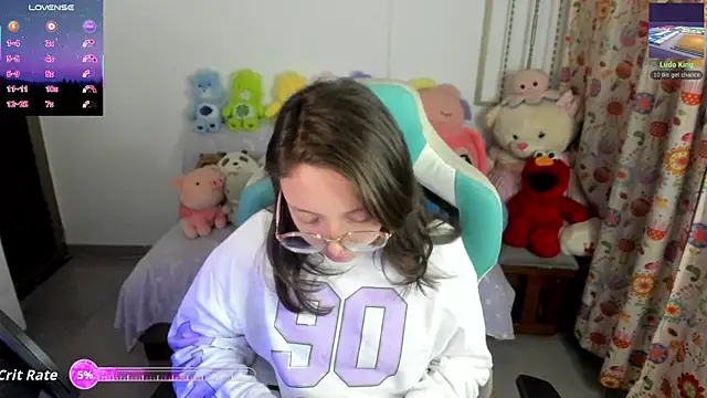 Snapshot of linda-schmidt chatting on May 13, 2026, 1:12 am linda-schmidt online show from May 13, 2026, 1:12 am