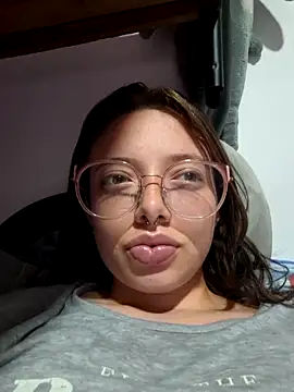 Snapshot of linda-schmidt chatting on May 30, 2026, 2:18 am linda-schmidt online show from May 30, 2026, 2:18 am