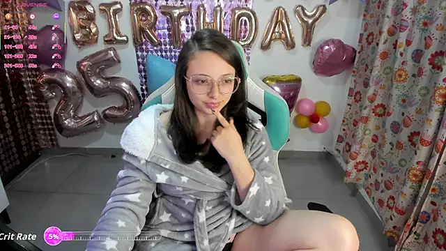 Snapshot of linda-schmidt chatting on July 14, 2026, 2:49 am linda-schmidt online show from July 14, 2026, 2:49 am