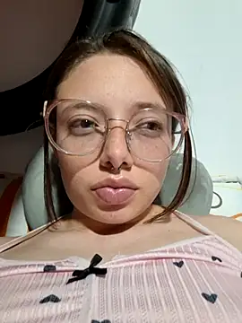 Snapshot of linda-schmidt chatting on July 31, 2026, 3:50 am linda-schmidt online show from July 31, 2026, 3:50 am