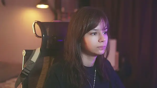 alyssa sweet online show from November 13, 2025, 5:00 am