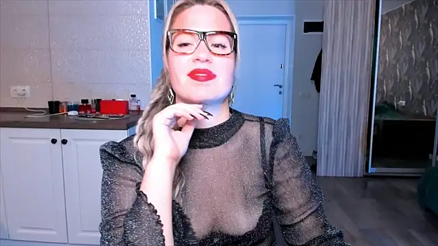 HotTiffani online show from October 19, 2025, 8:50 am