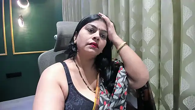 Snapshot of tarivishu23 chatting on November 7, 2025, 3:11 am tarivishu23 online show from November 7, 2025, 3:11 am