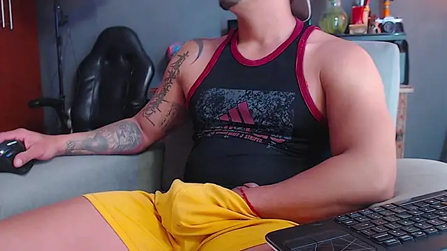 Snapshot of geirge_teacherxx chatting on November 25, 2025, 9:04 pm geirge teacherxx online show from November 25, 2025, 9:04 pm