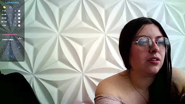 Snapshot of jerryandjessica chatting on October 20, 2025, 3:01 pm jerryandjessica online show from October 20, 2025, 3:01 pm