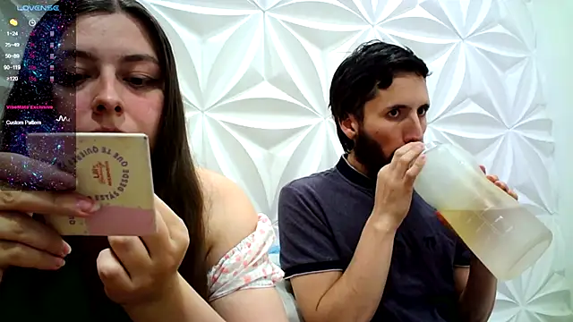 Snapshot of jerryandjessica chatting on November 7, 2025, 12:37 am jerryandjessica online show from November 7, 2025, 12:37 am