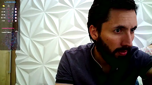 Snapshot of jerryandjessica chatting on November 7, 2025, 8:24 pm jerryandjessica online show from November 7, 2025, 8:24 pm