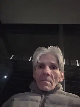 Snapshot of InMeinenMund chatting on May 18, 2026, 9:52 pm InMeinenMund online show from May 18, 2026, 9:52 pm