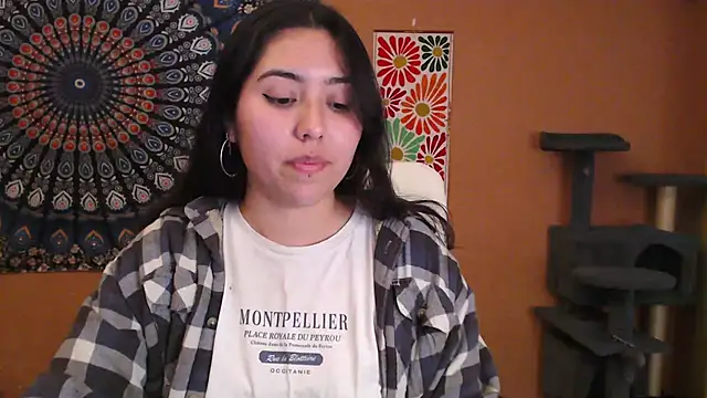 IntimateTales online show from March 3, 2025, 3:43 pm