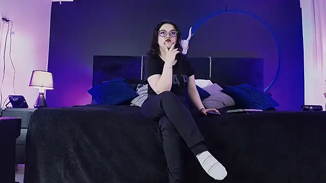  Jade 16 online show from March 12, 2026, 11:36 am