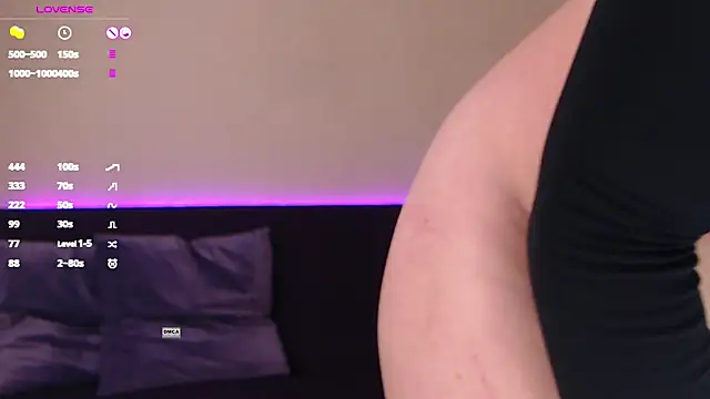 Snapshot of anna_chatstrip chatting on November 15, 2025, 12:20 pm anna chatstrip online show from November 15, 2025, 12:20 pm