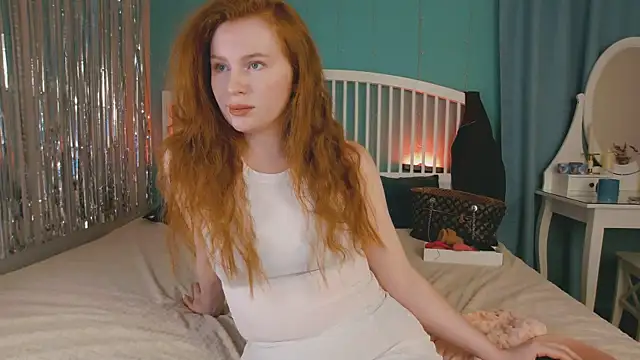 Snapshot of GingerArin chatting on March 25, 2026, 12:15 pm GingerArin online show from March 25, 2026, 12:15 pm