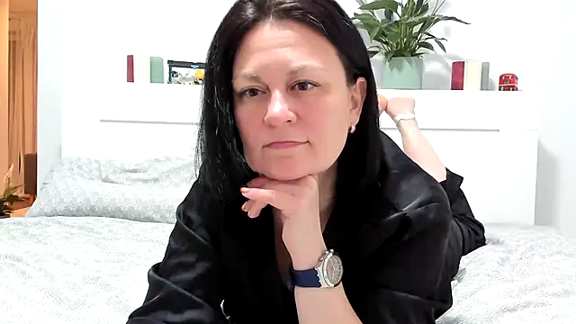 BritttanyBrix online show from April 21, 2026, 8:15 pm
