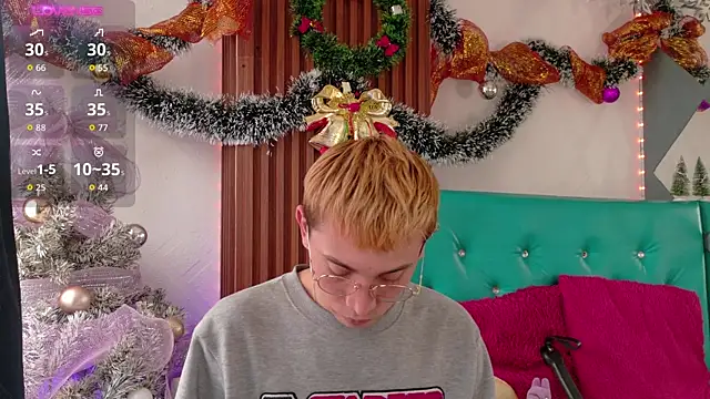 Chris Bennett online show from November 20, 2025, 12:50 pm