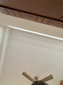 strongguyindia online show from April 2, 2026, 12:12 pm