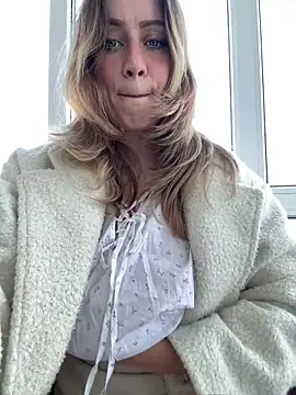 Snapshot of Puzdosia chatting on November 27, 2025, 7:31 am Puzdosia online show from November 27, 2025, 7:31 am