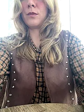 Snapshot of Puzdosia chatting on November 11, 2025, 7:36 am Puzdosia online show from November 11, 2025, 7:36 am