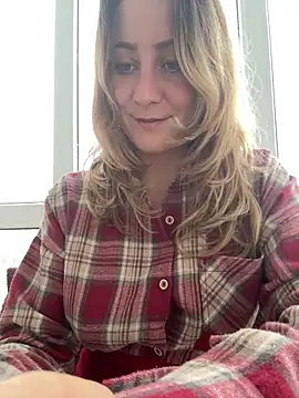 Snapshot of Puzdosia chatting on November 13, 2025, 7:34 am Puzdosia online show from November 13, 2025, 7:34 am