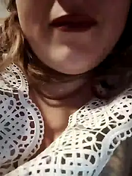 SWEETLUNA077 online show from January 6, 2026, 4:22 pm