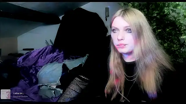 Snapshot of Blacklim00n chatting on March 15, 2025, 8:04 am Blacklim00n online show from March 15, 2025, 8:04 am