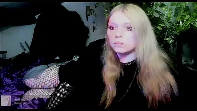 Snapshot of Blacklim00n chatting on February 27, 2025, 1:41 am Blacklim00n online show from February 27, 2025, 1:41 am