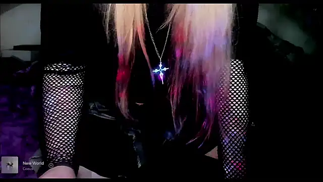 Snapshot of Blacklim00n chatting on March 4, 2025, 1:23 am Blacklim00n online show from March 4, 2025, 1:23 am