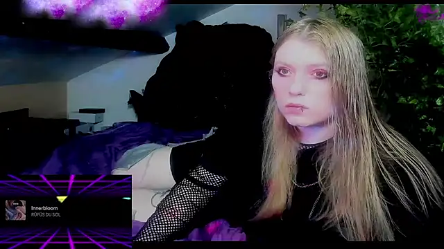 Snapshot of Blacklim00n chatting on December 8, 2024, 7:54 pm Blacklim00n online show from December 8, 2024, 7:54 pm