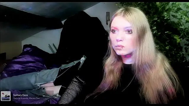 Snapshot of Blacklim00n chatting on March 10, 2025, 9:18 pm Blacklim00n online show from March 10, 2025, 9:18 pm