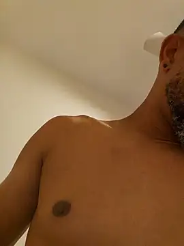 tropikboy online show from May 4, 2026, 9:56 am