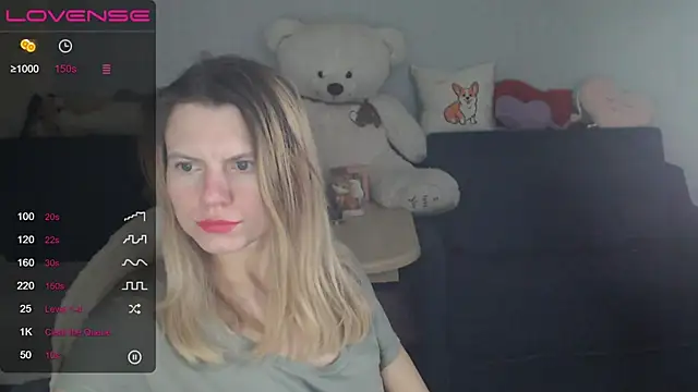 Snapshot of night_is_dark chatting on February 2, 2025, 10:06 pm night is dark online show from February 2, 2025, 10:06 pm