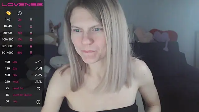 Snapshot of night_is_dark chatting on February 13, 2025, 10:43 pm night is dark online show from February 13, 2025, 10:43 pm