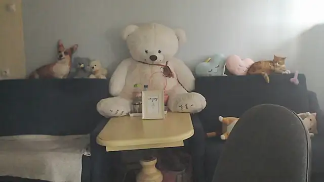 Snapshot of night_is_dark chatting on September 23, 2025, 1:29 pm night is dark online show from September 23, 2025, 1:29 pm