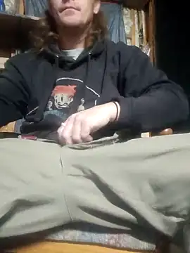 Snapshot of FUNINWV9 chatting on December 14, 2025, 12:28 am FUNINWV9 online show from December 14, 2025, 12:28 am