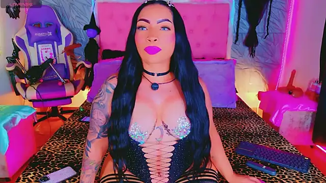 Snapshot of macasweet chatting on November 1, 2025, 10:47 pm macasweet online show from November 1, 2025, 10:47 pm