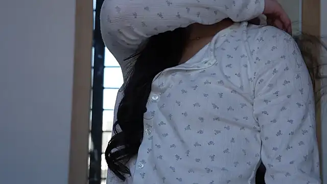 Snapshot of ibiddi chatting on March 3, 2026, 10:55 am ibiddi online show from March 3, 2026, 10:55 am