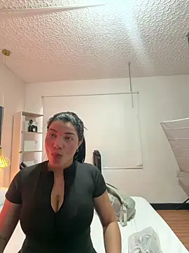 Snapshot of valerie_lya chatting on May 15, 2026, 1:31 pm valerie lya online show from May 15, 2026, 1:31 pm
