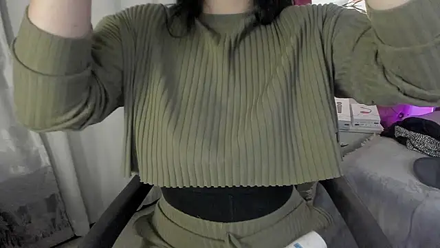 Snapshot of Nara_belen chatting on November 7, 2025, 3:44 am Nara belen online show from November 7, 2025, 3:44 am