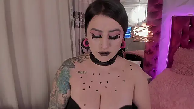 Snapshot of Nara_belen chatting on November 1, 2025, 4:19 am Nara belen online show from November 1, 2025, 4:19 am