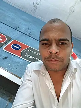 Snapshot of Vickyrajput009 chatting on February 19, 2026, 12:29 am Vickyrajput009 online show from February 19, 2026, 12:29 am