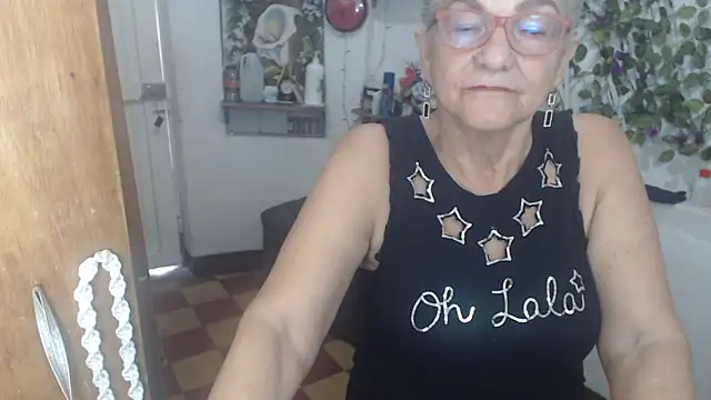 FunnyGrandma online show from May 3, 2026, 10:13 pm