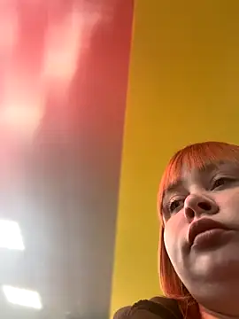 Snapshot of Model9798 chatting on November 1, 2025, 9:47 am Model9798 online show from November 1, 2025, 9:47 am