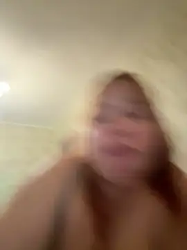 Snapshot of Model9798 chatting on December 13, 2025, 8:04 pm Model9798 online show from December 13, 2025, 8:04 pm