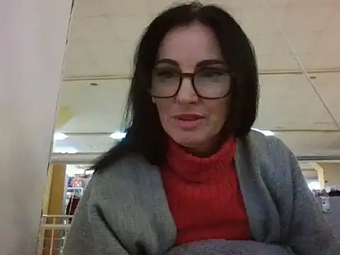 Snapshot of Sweaty20 chatting on December 17, 2024, 1:49 pm Sweaty20 online show from December 17, 2024, 1:49 pm