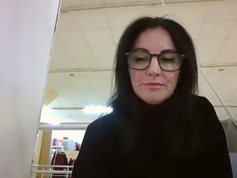 Snapshot of Sweaty20 chatting on December 7, 2024, 1:13 pm Sweaty20 online show from December 7, 2024, 1:13 pm