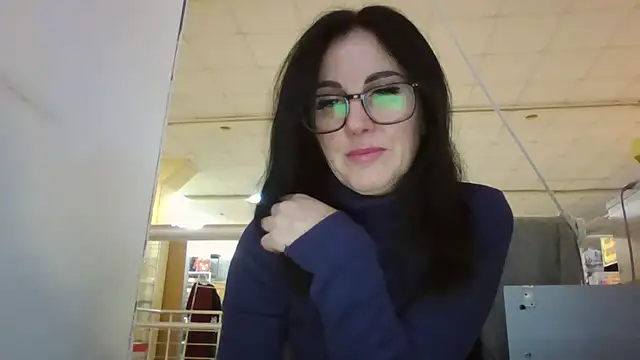 Snapshot of Sweaty20 chatting on December 8, 2024, 11:57 am Sweaty20 online show from December 8, 2024, 11:57 am