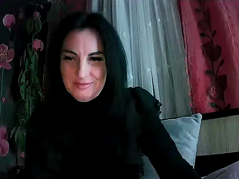 Snapshot of Sweaty20 chatting on December 22, 2024, 9:31 pm Sweaty20 online show from December 22, 2024, 9:31 pm