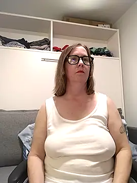 Snapshot of SweetandNaughty1 chatting on February 8, 2026, 11:35 pm SweetandNaughty1 online show from February 8, 2026, 11:35 pm