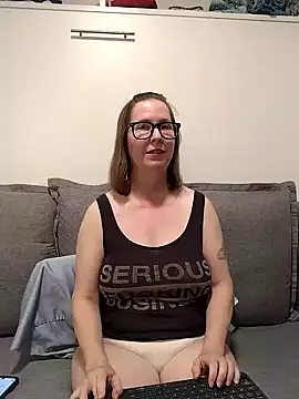 Snapshot of SweetandNaughty1 chatting on March 12, 2026, 10:36 pm SweetandNaughty1 online show from March 12, 2026, 10:36 pm